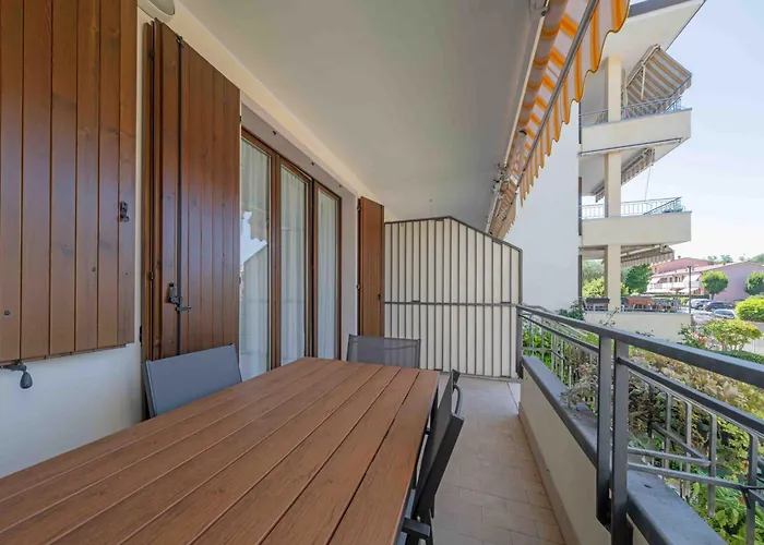 Apartmentsgarda - Residenza Elisabetta 10 *