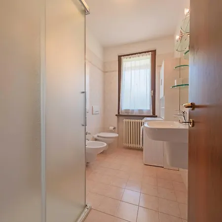 Appartamento Apartmentsgarda - Residenza Elisabetta 10 *
