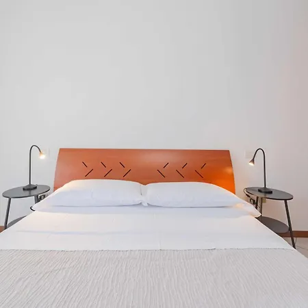 Apartmentsgarda - Residenza Elisabetta 10 דירה *