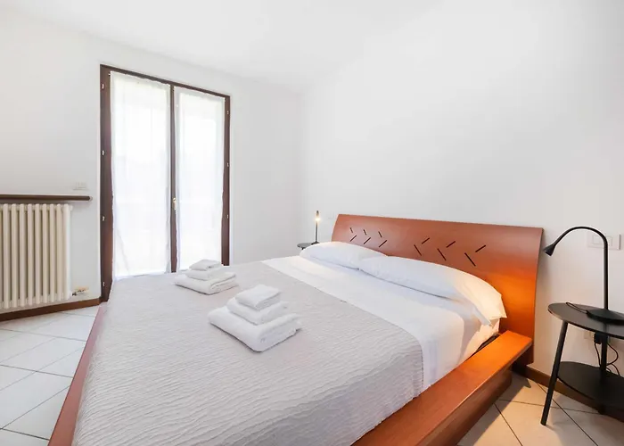 Apartmentsgarda - Residenza Elisabetta 10 Бардолино