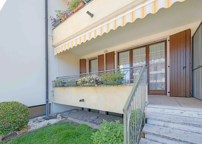 Apartmentsgarda - Residenza Elisabetta 10 Бардолино